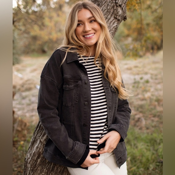 Carly Jean Los Angeles Hunter Jean Jacket in Charcoal - Picture 2 of 8